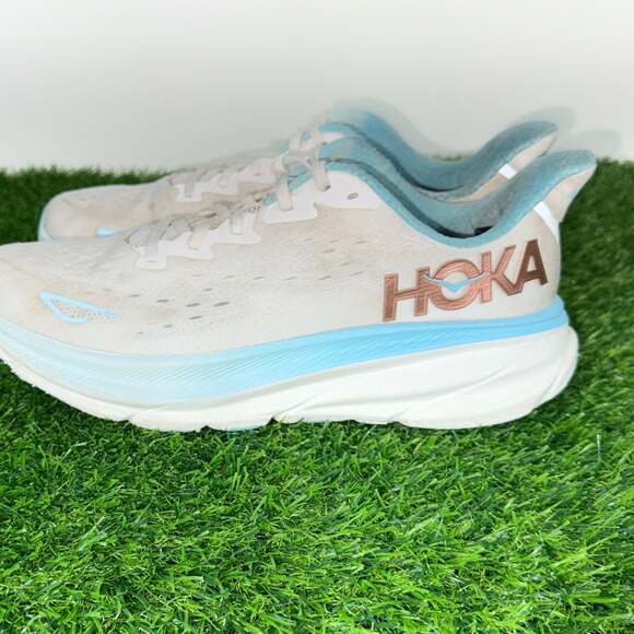 Hoka Shoes - Hoka Women's Clifton 9 Frost Rose Gold Running Shoes
